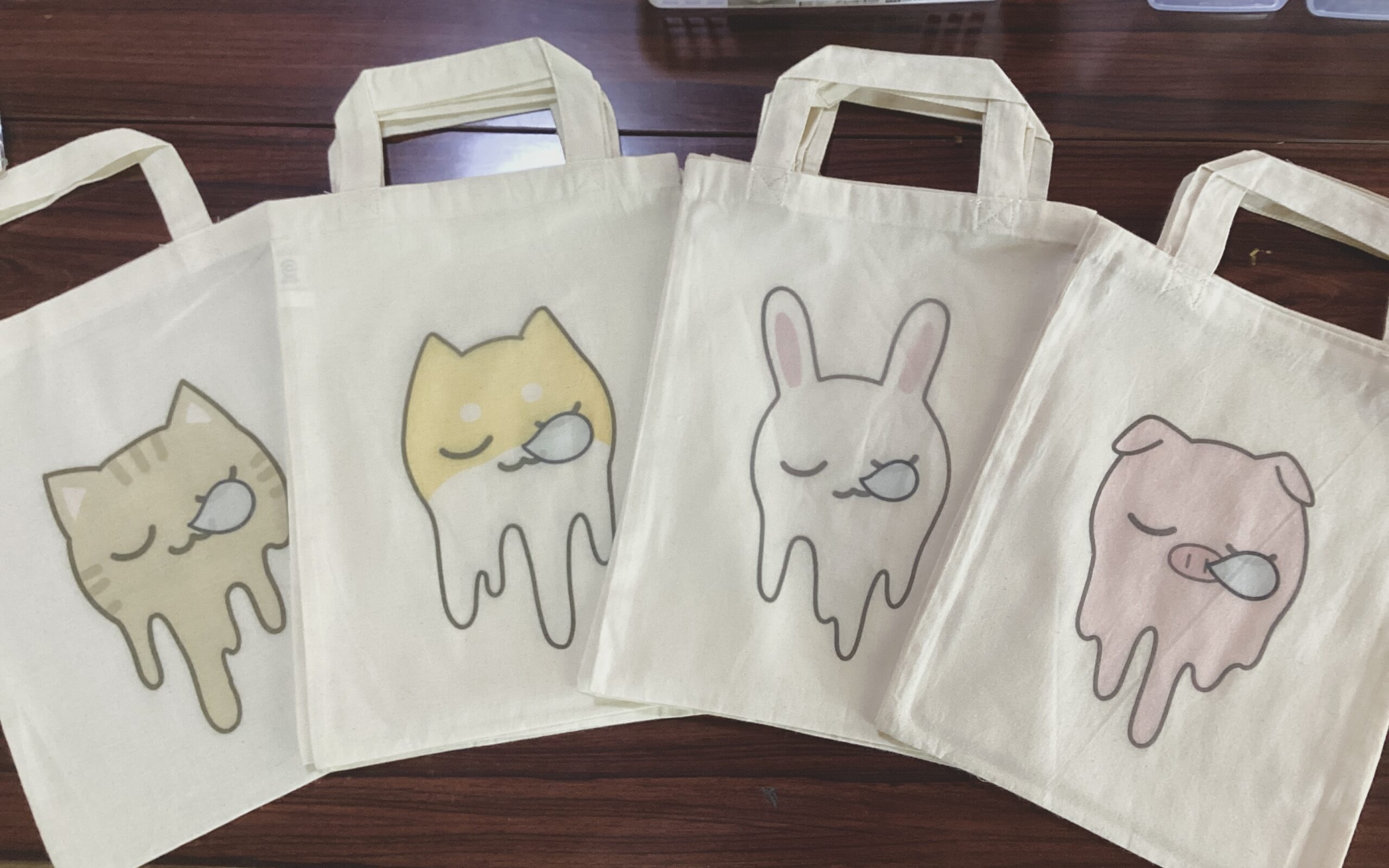 とける動物たち